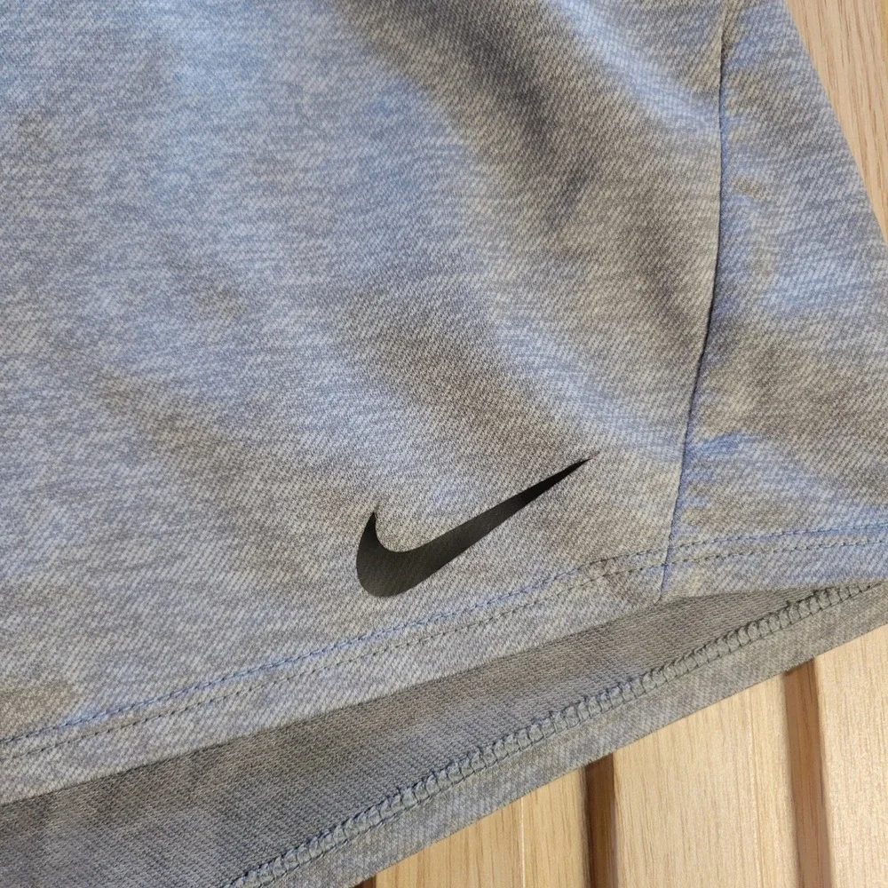 Nike Dri-FIT Womens Gray Heather Athletic Running Training Shorts Small